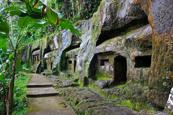 2013-10-22-gunung_kawi_bali.jpg