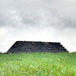 Mauritius Island pyramids photo by Ile Maurice DAntan 01